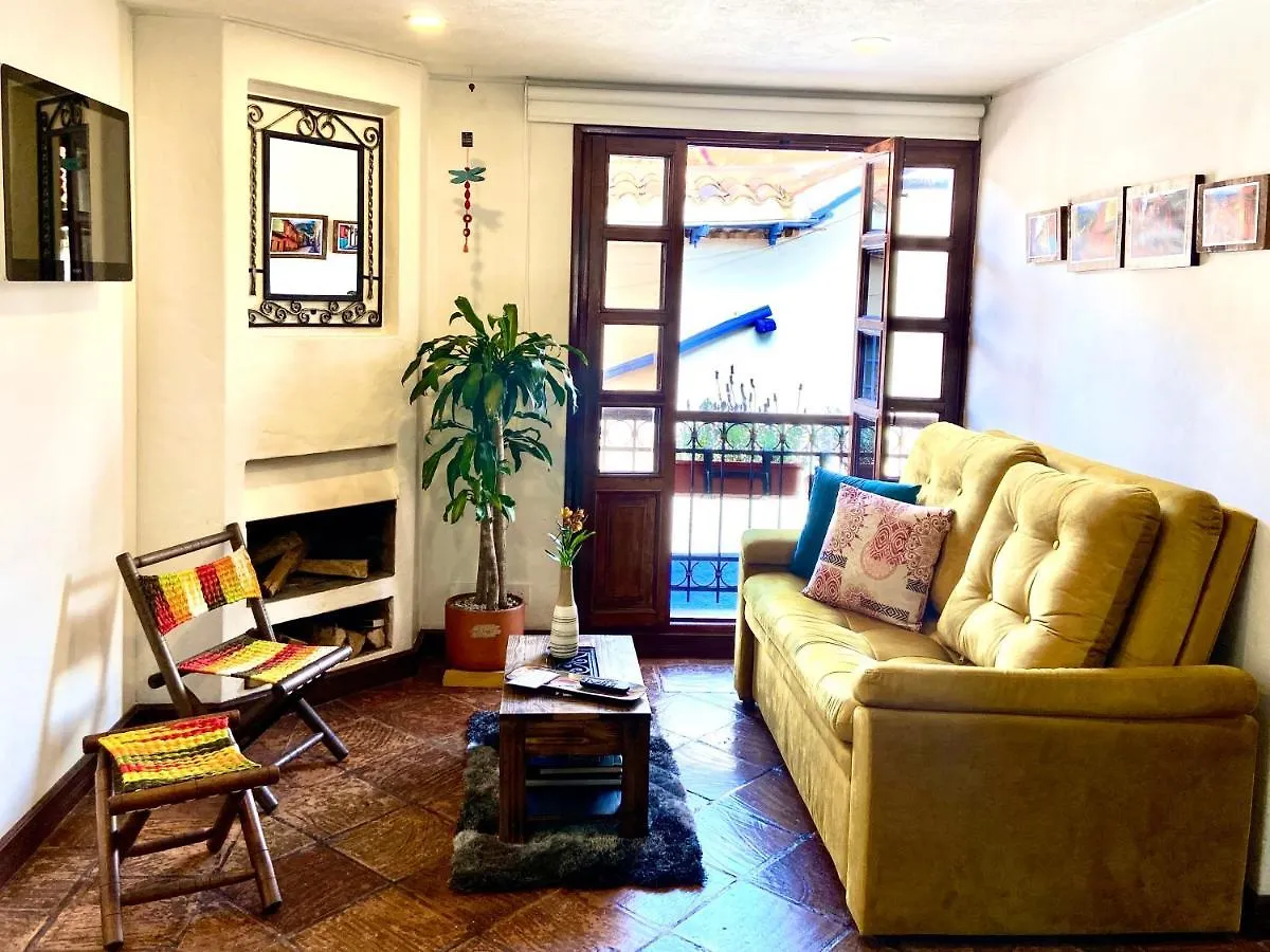 Xia Xue House La Candelaria - Bogotá 360 city view